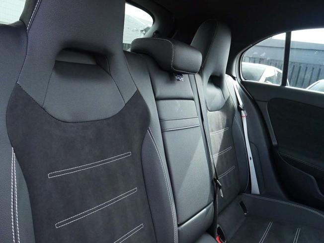 MERCEDES-BENZ A Class Photo 37