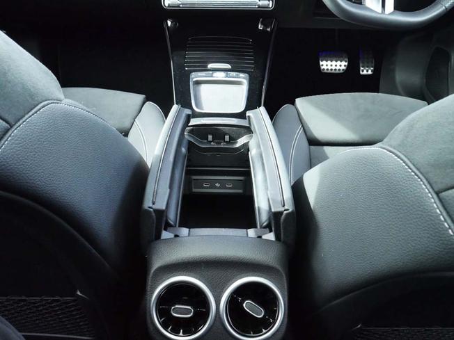 MERCEDES-BENZ A Class Photo 46