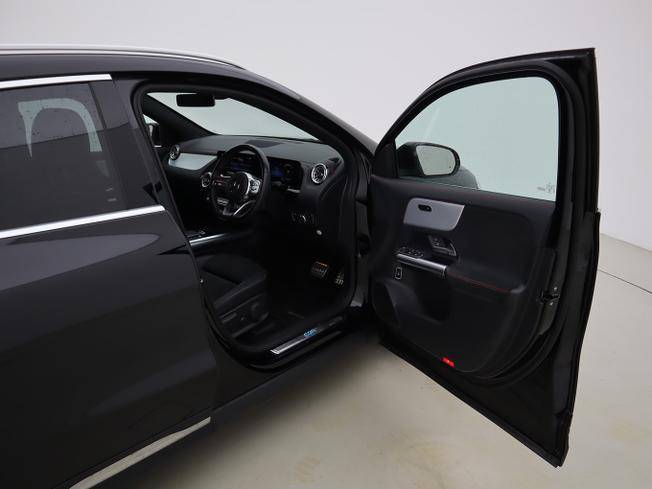 MERCEDES-BENZ Eqa Photo 14
