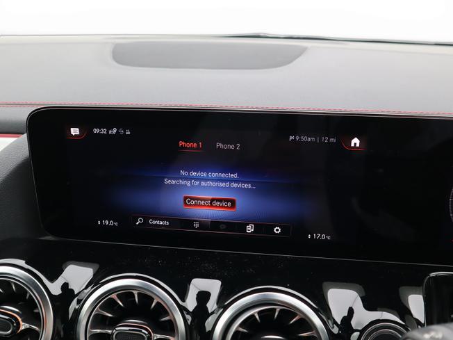 MERCEDES-BENZ Eqa Photo 25