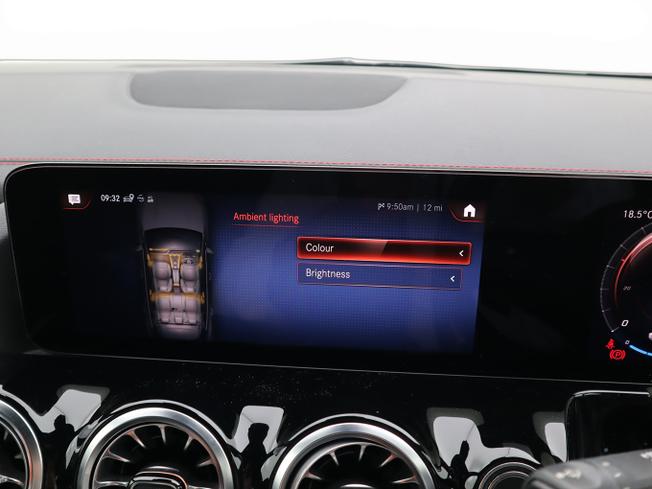 MERCEDES-BENZ Eqa Photo 27
