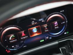 MERCEDES-BENZ Eqa Photo 4