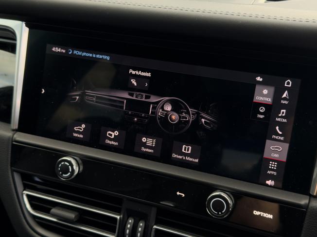PORSCHE Macan Photo 15