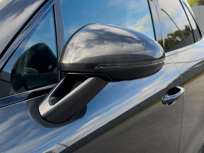 PORSCHE Macan Photo 21