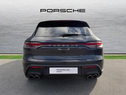 PORSCHE Macan Photo 5