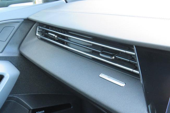 AUDI A3 Photo 16