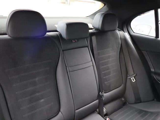 MERCEDES-BENZ C Class Photo 8