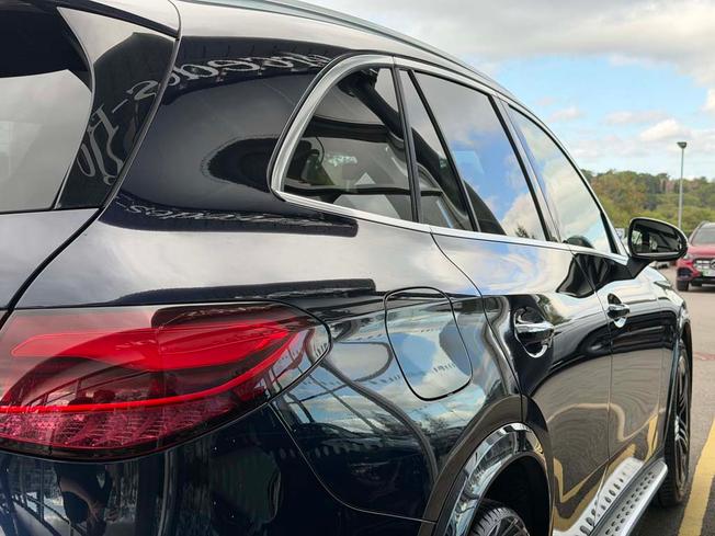 Mercedes-Benz GLC Photo 19