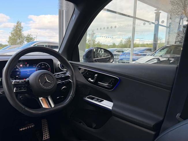 Mercedes-Benz GLC Photo 45