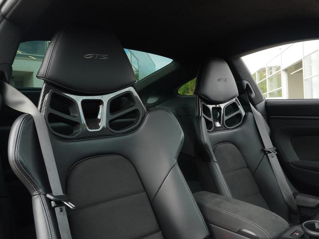 Porsche 911 Photo 8