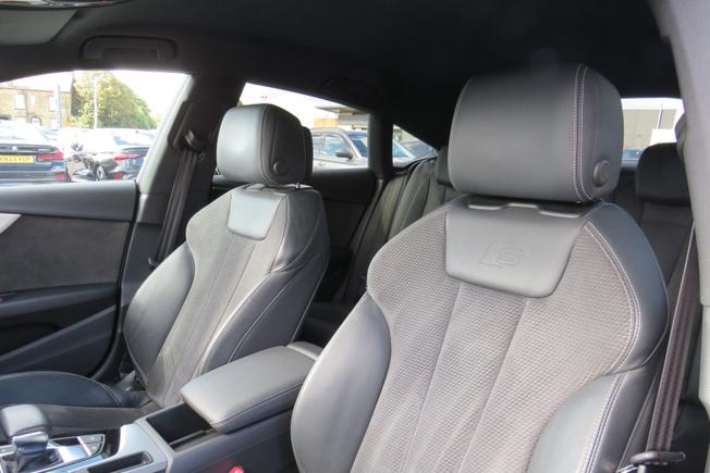 AUDI A5 Photo 14