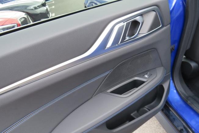 BMW I4 Photo 14