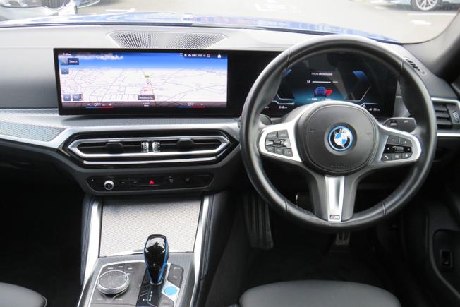 BMW I4 Photo 20