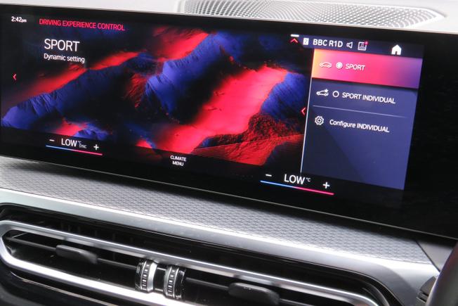 BMW I4 Photo 33