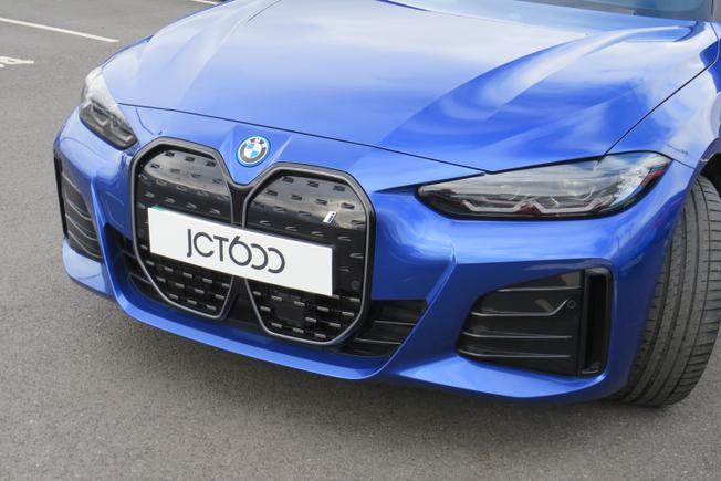 BMW I4 Photo 8