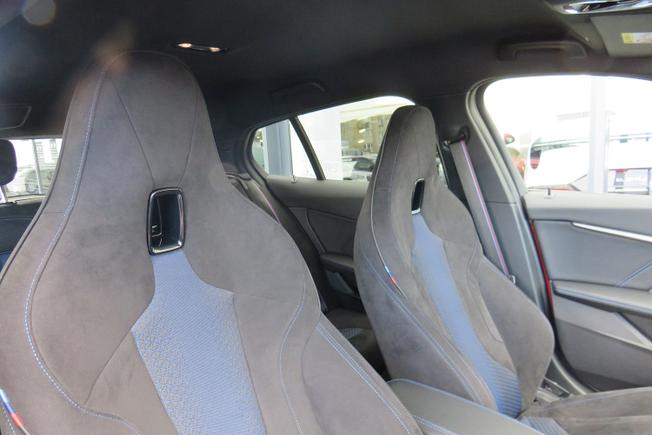 BMW 1 Series Photo 36