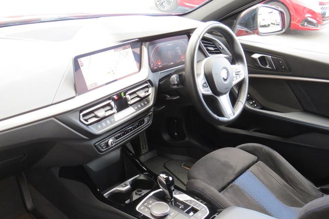 BMW 1 Series Photo 43