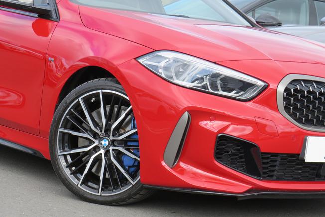 BMW 1 Series Photo 6