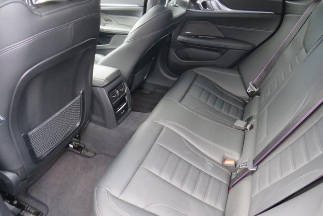BMW I4 Photo 17