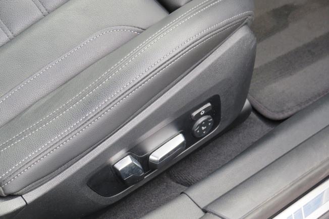 BMW I4 Photo 23