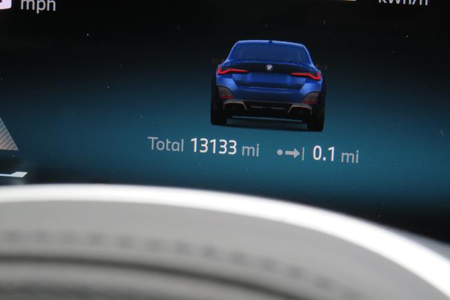 BMW I4 Photo 28