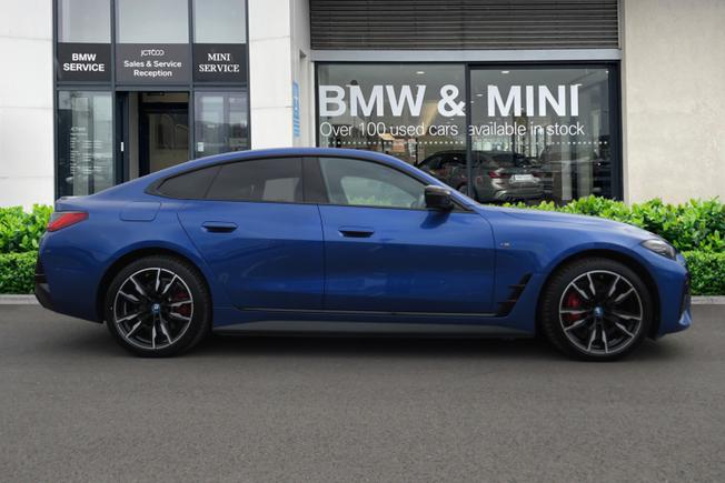 BMW I4 Photo 3