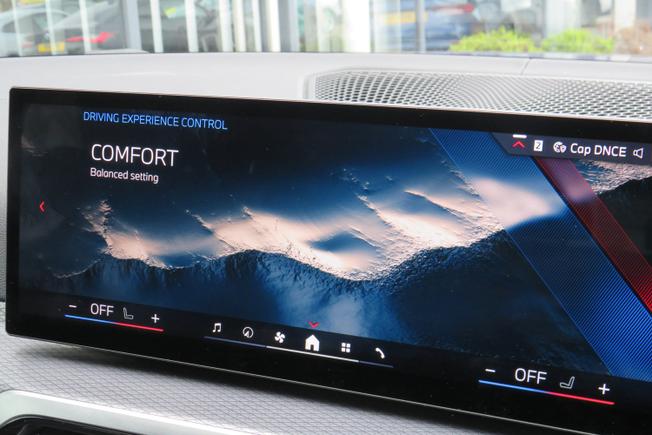 BMW I4 Photo 37