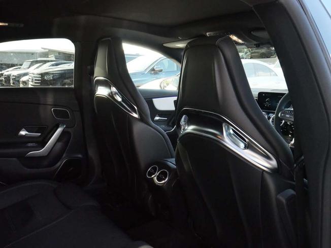 MERCEDES-BENZ Cla Class Photo 39