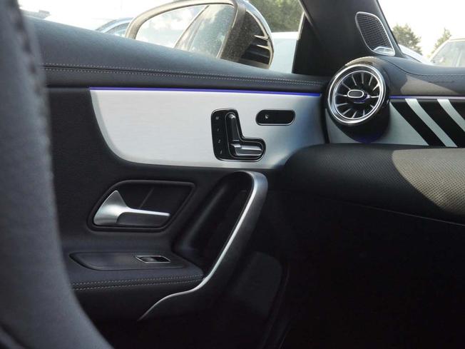 MERCEDES-BENZ Cla Class Photo 47