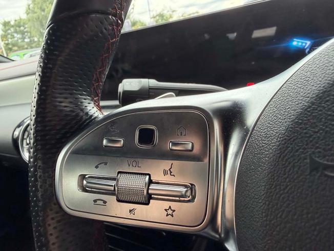 MERCEDES-BENZ Cla Class Photo 27
