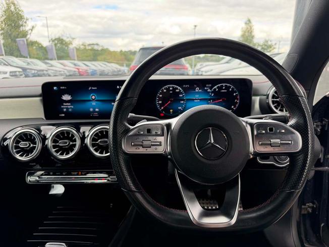 MERCEDES-BENZ Cla Class Photo 37