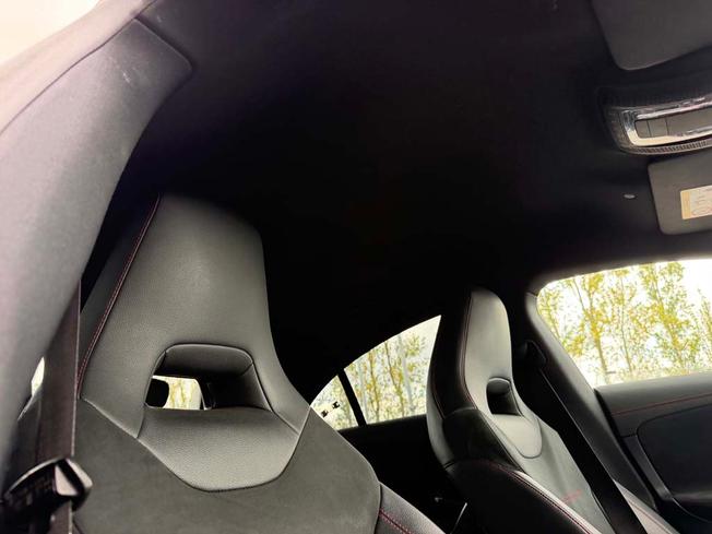 MERCEDES-BENZ Cla Class Photo 38
