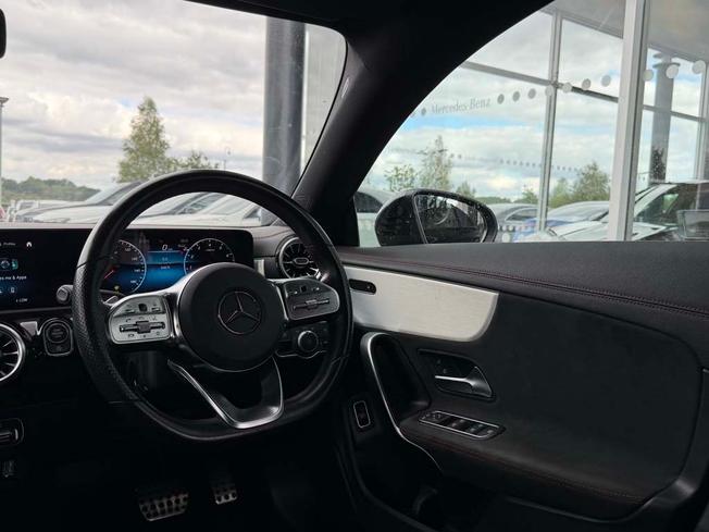 MERCEDES-BENZ Cla Class Photo 40