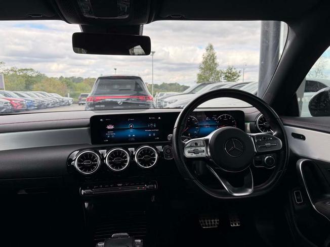 MERCEDES-BENZ Cla Class Photo 5