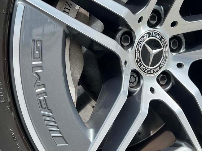 MERCEDES-BENZ E Class Photo 15