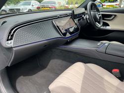 MERCEDES-BENZ E Class Photo 3