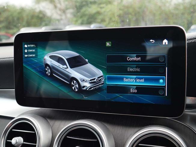 MERCEDES-BENZ Glc Photo 25