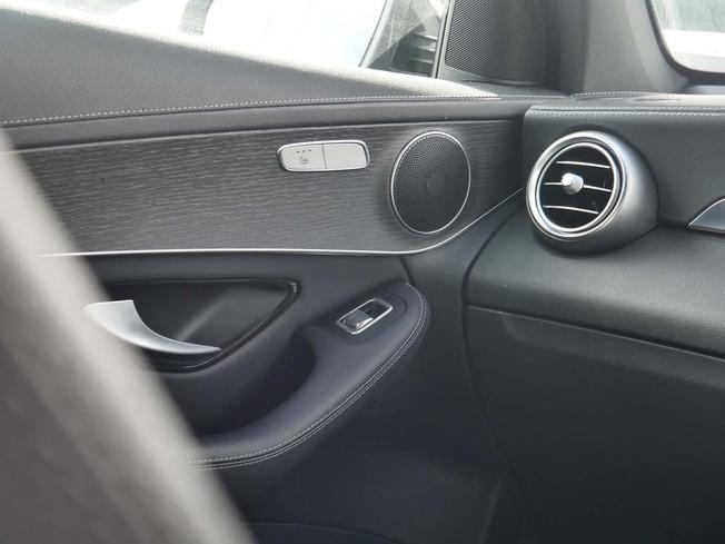 MERCEDES-BENZ Glc Photo 44