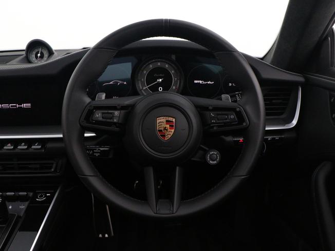 Porsche 911 Photo 22