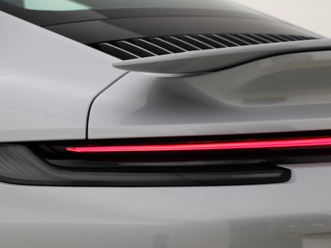 Porsche 911 Photo 25