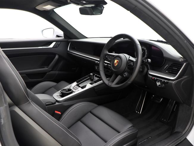 Porsche 911 Photo 33