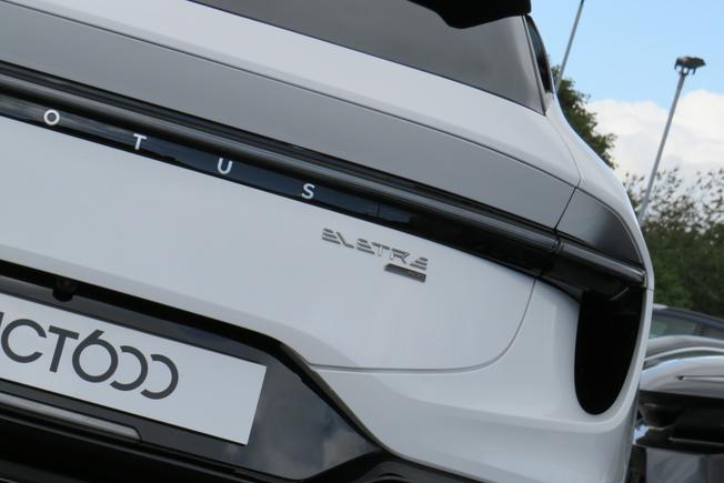 LOTUS Eletre Photo 26
