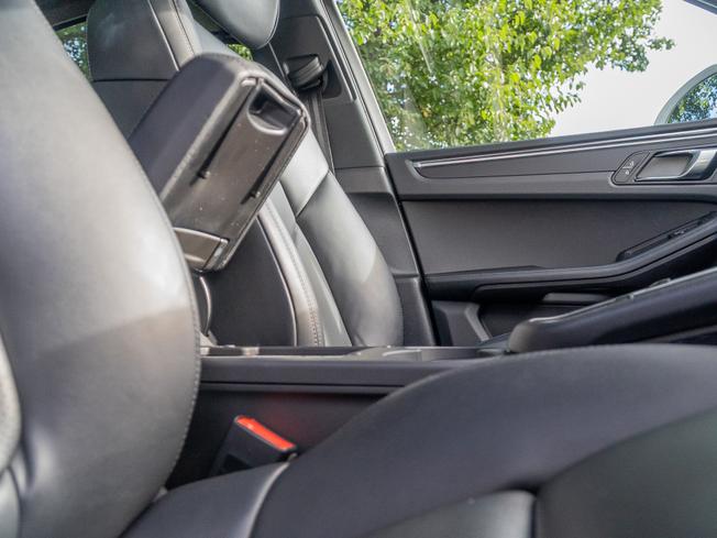 PORSCHE Macan Photo 15