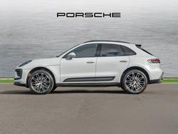 PORSCHE Macan Photo 5