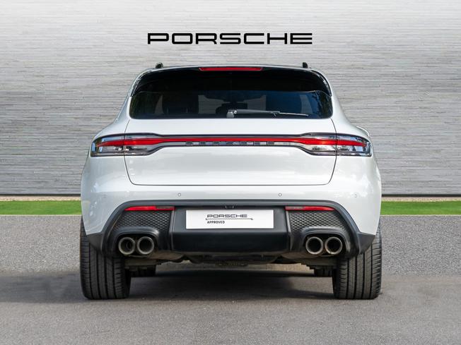PORSCHE Macan Photo 7
