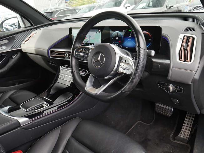 MERCEDES-BENZ EQC Photo 39