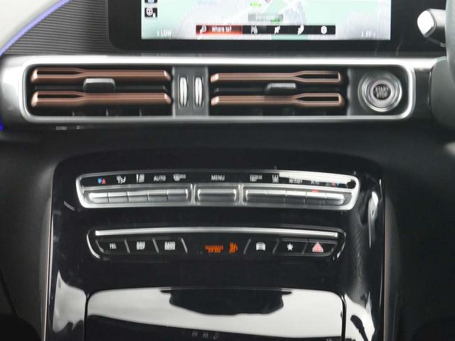 MERCEDES-BENZ EQC Photo 50