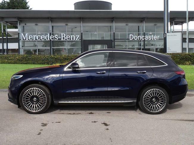 MERCEDES-BENZ EQC Photo 7