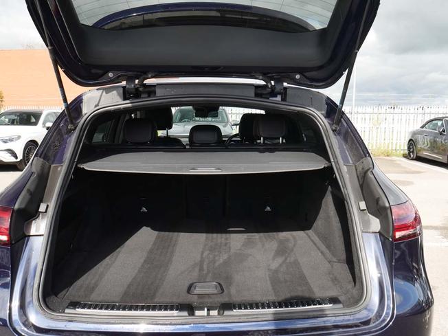 MERCEDES-BENZ EQC Photo 9