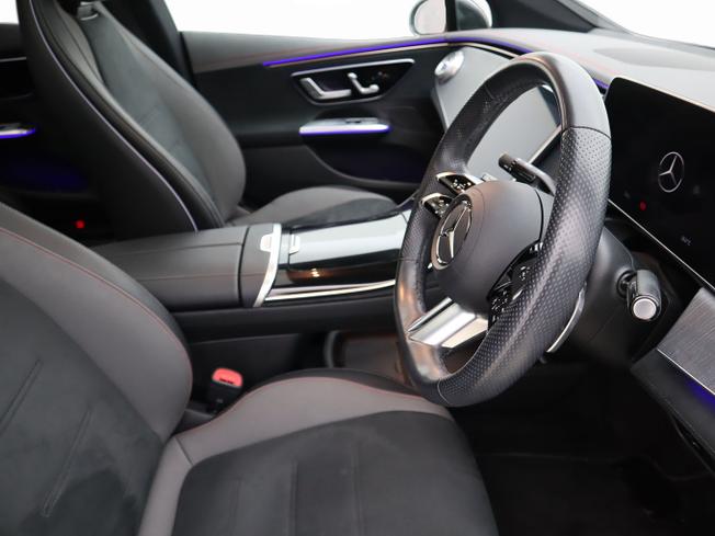 MERCEDES-BENZ Eqe Photo 14